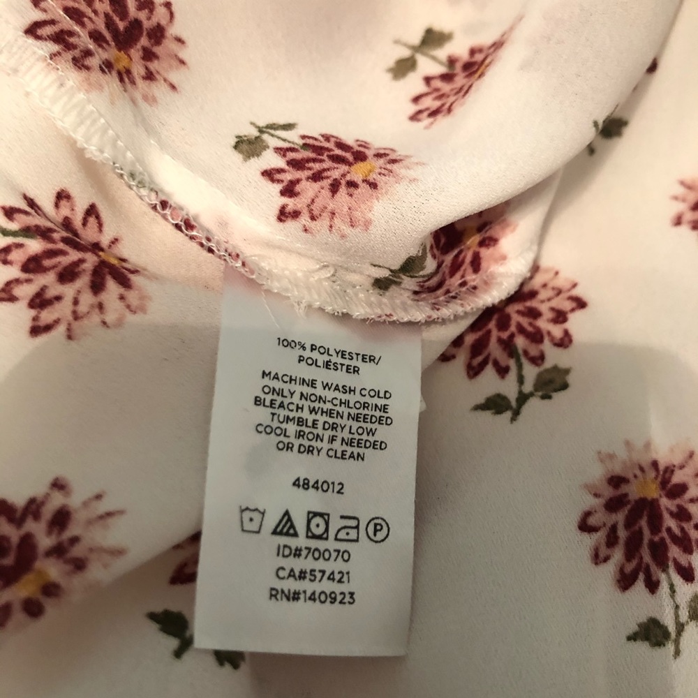 LOFT Floral Long Sleeve Blouse - Picture 8 of 8